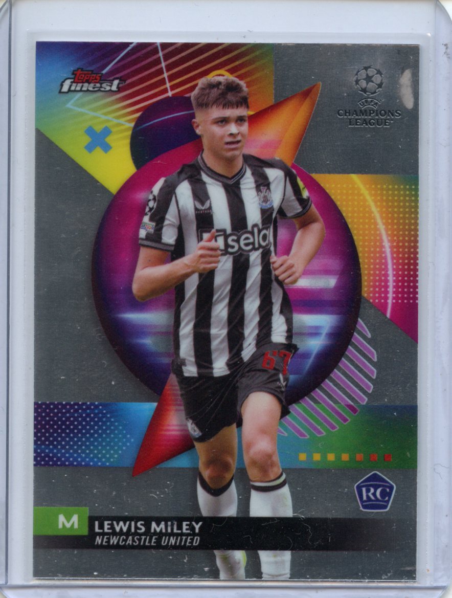 2023-24 TOPPS FINEST ルイス マイリー サインカード Lewis Miley 2023-24 Topps Finest UEFA First Class Rookie Refractor NRMT+ RC