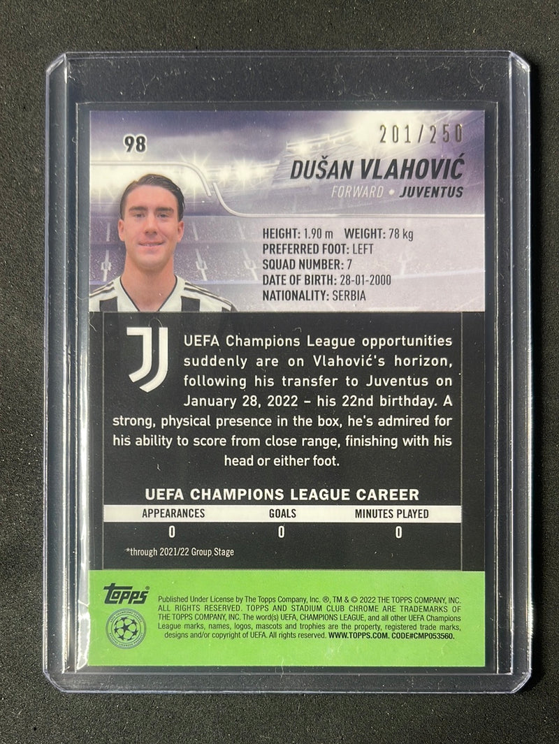2021-22 Topps Stadium Club Chrome UEFA Champions League Dusan Vlahovic Aqua Wave Refractor 201/250