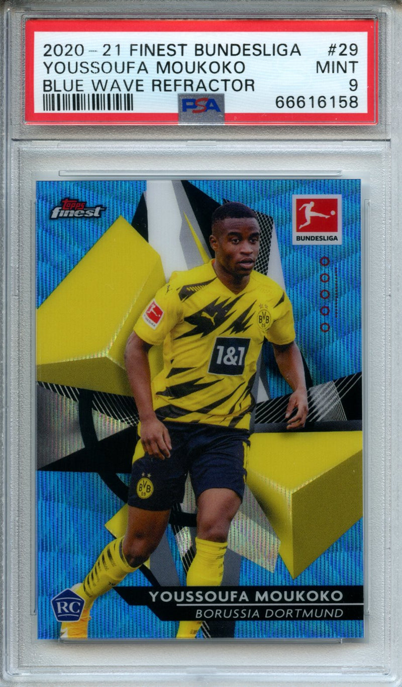 2020-21 Topps Bundesliga Finest Youssoufa Moukoko Blue Wave Refractor 129/150