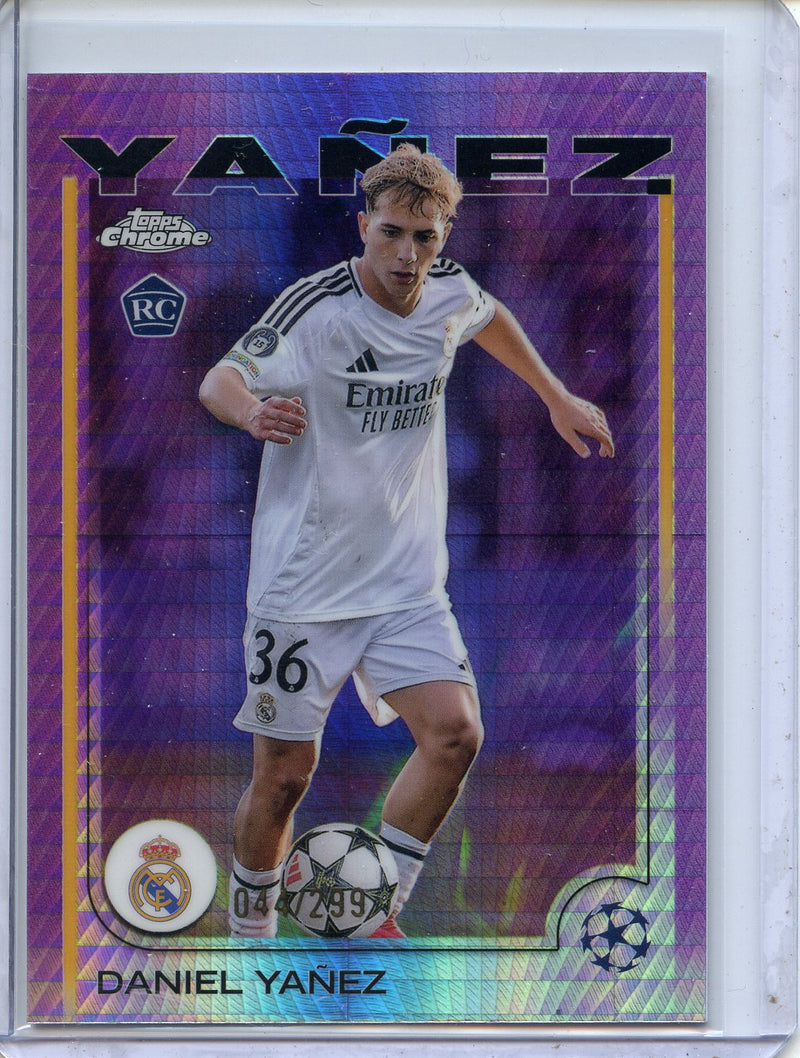 2024-25 Topps Chrome UEFA Club Comps Daniel Yanez Violet Prism 44/299