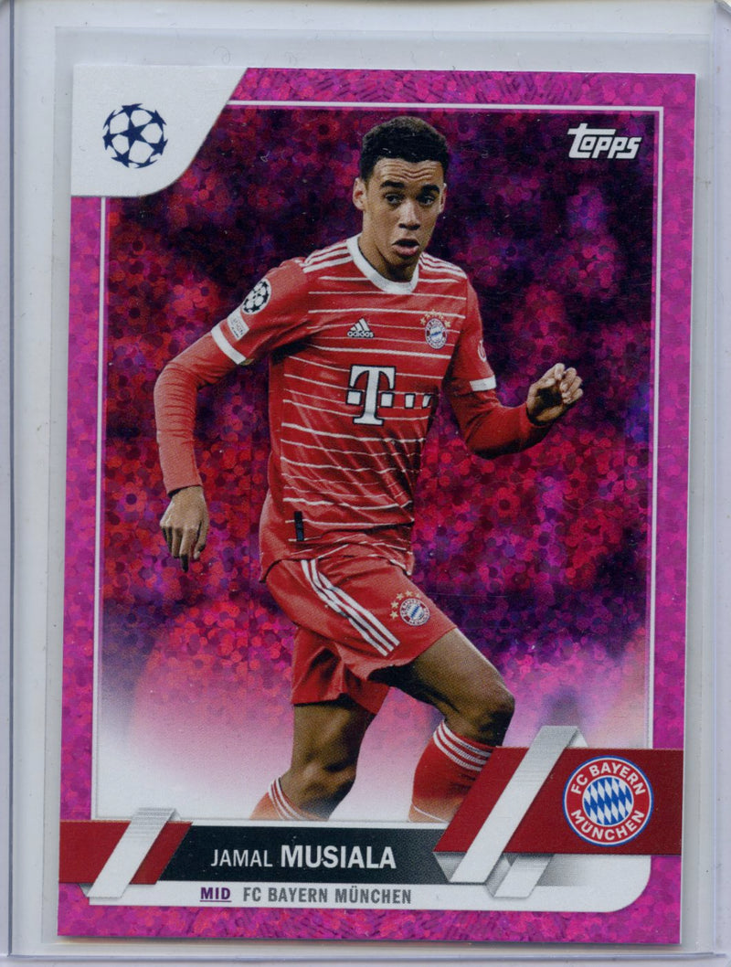 2022-23 Topps UEFA Club Competitions Jamal Musiala Pink Sparkle