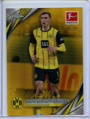 2024-25 Topps Chrome Bundesliga Nico Schlotterbeck Gold 15/50