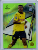 2020-21 Topps Finest UEFA Youssoufa Moukoko Neon Green 43/99