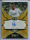 2024-25 Panini Select La Liga Vini Jr. Select Signatures Gold 4/10