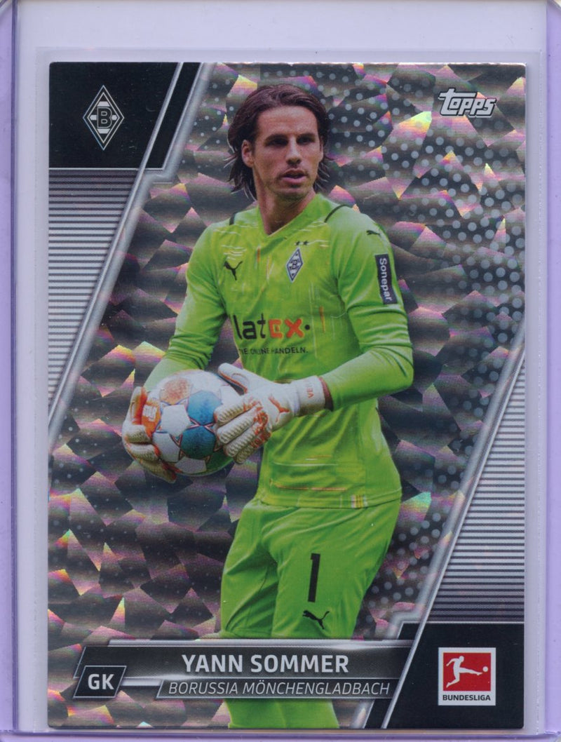 2021-22 Topps Bundesliga Soccer Yann Sommer Speckle Foil