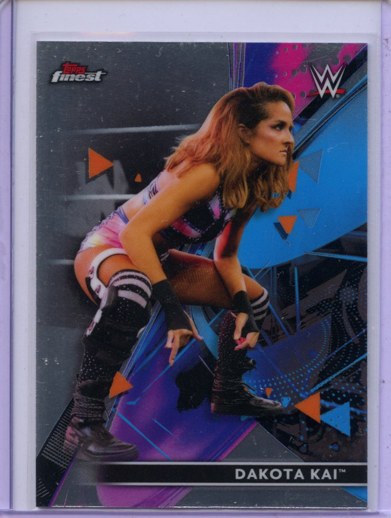 2021 Topps Finest WWE Dakota Kai