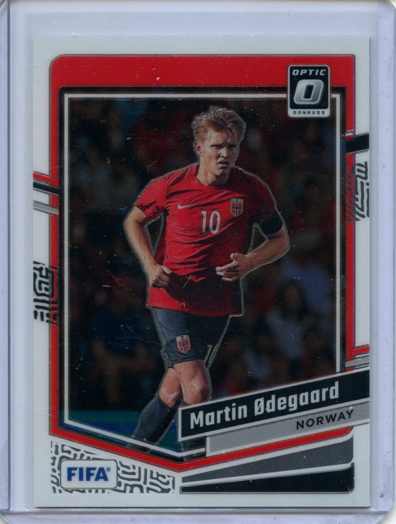 2023-24 Donruss FIFA Martin Odegaard Optic
