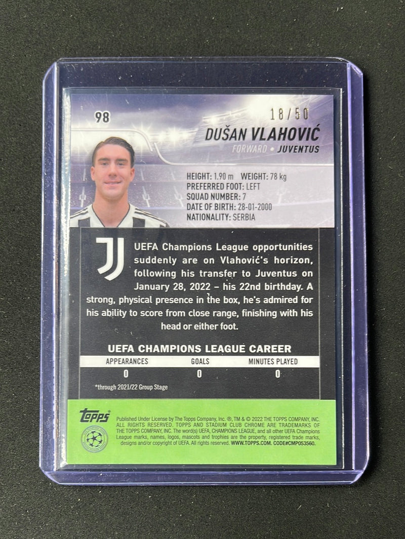 2021-22 Topps Stadium Club Chrome UEFA Champions League Dusan Vlahovic Gold Refractor 18/50