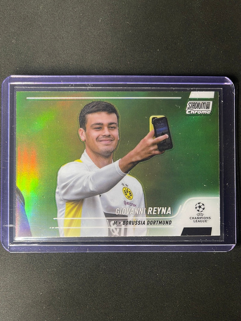 2021-22 Topps Stadium Club Chrome UEFA Champions League Giovanni Reyna Refractor