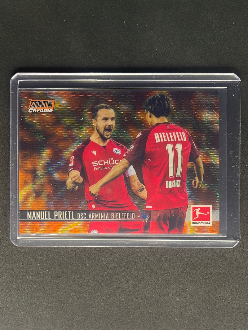 2021-22 Topps Bundesliga Stadium Club Chrome Manuel Prietl Orange/Yellow Wave Electric