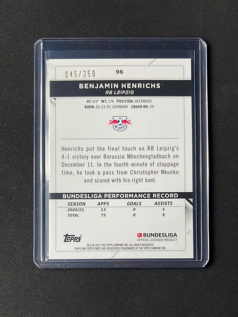 2021-22 Topps Finest Bundesliga Benjamin Henrichs Purple Wave Refractor 45/250