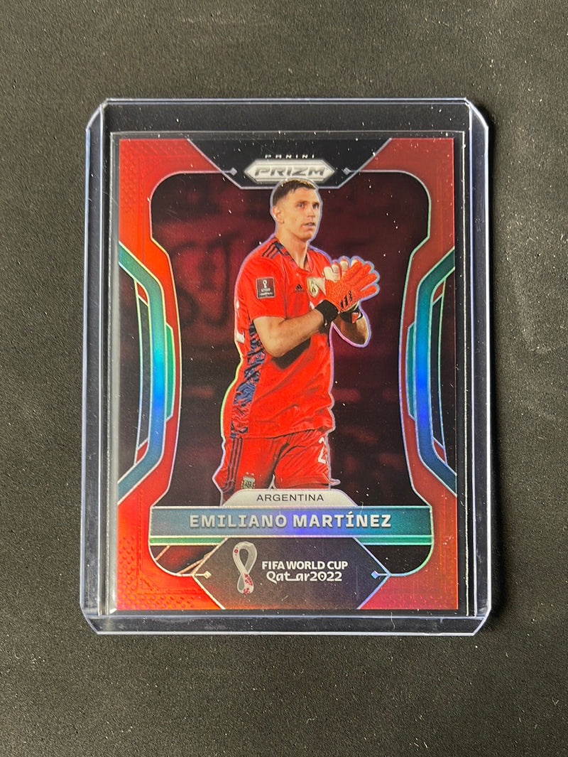 2022 Panini Prizm FIFA World Cup Qatar Emiliano Martinez Red Prizm 345/399