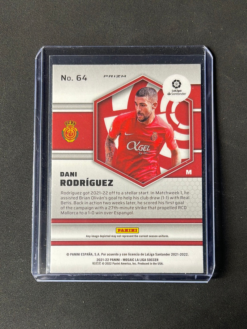 2021-22 Panini Mosaic La Liga Dani Rodriguez Silver