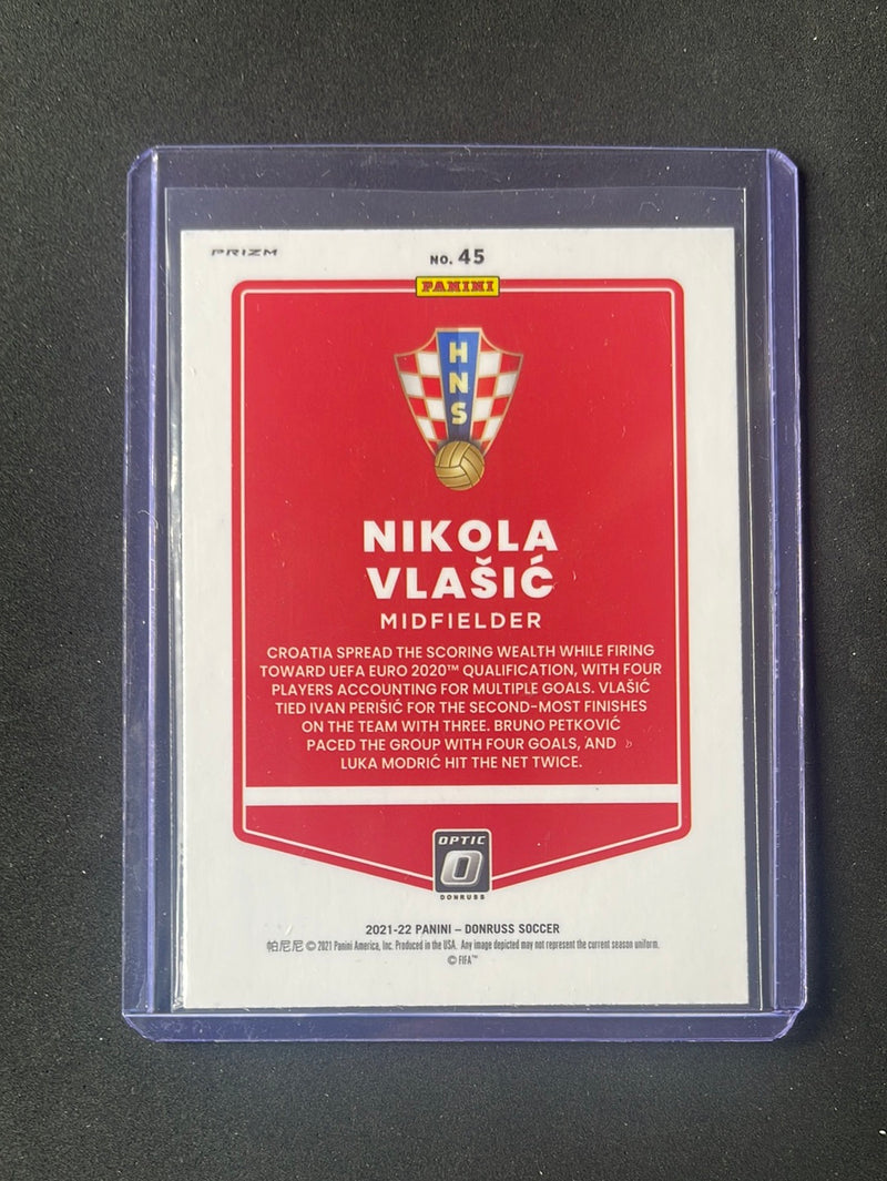 2021-22 Panini Donruss Road To Qatar Nikola Vlasic Green Velocity