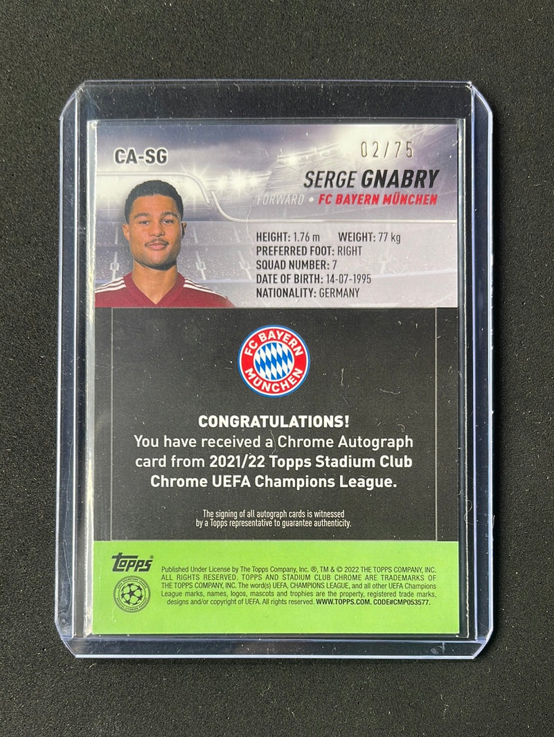 2021-22 Topps Stadium Club Chrome UEFA Champions League Serge Gnabry Blue Wave Autographs 2/75