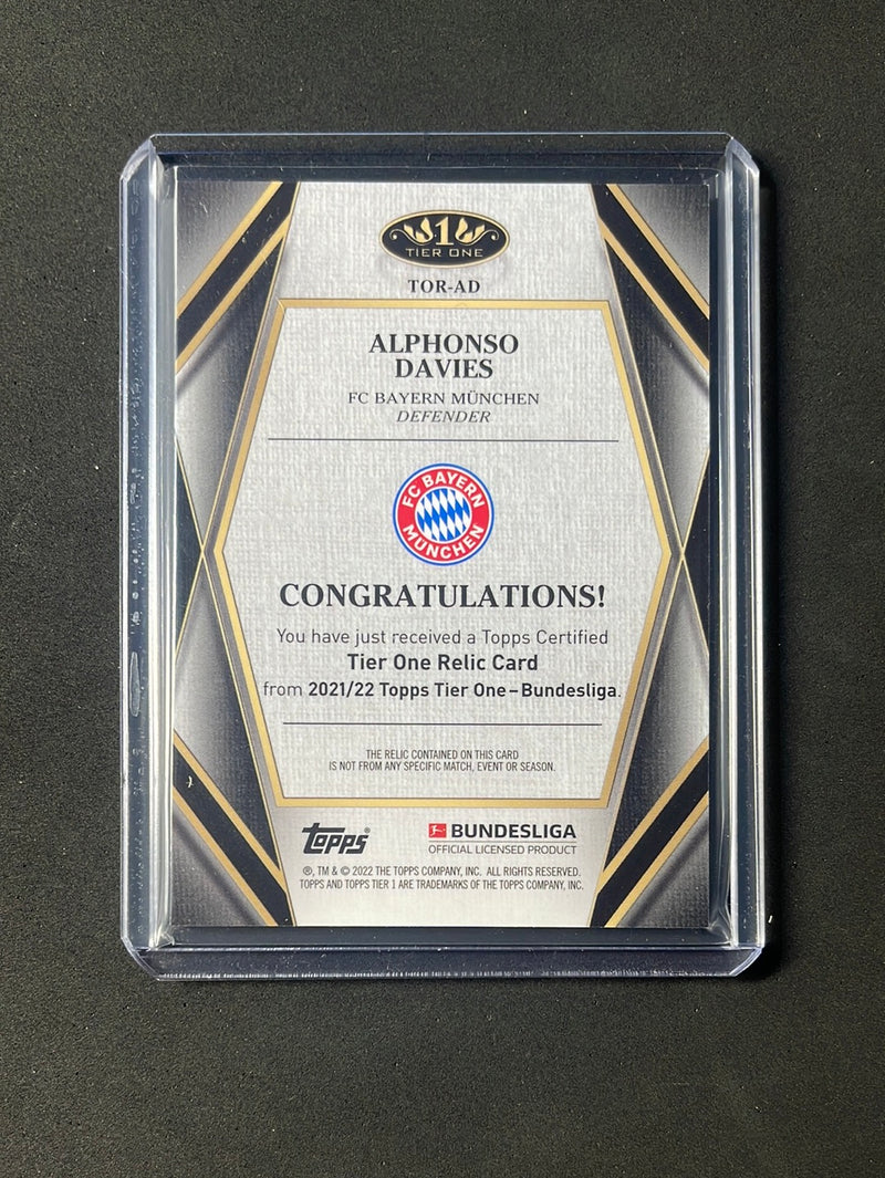 2021-22 Topps Tier One Bundesliga Soccer Alphonso Davies Tier One Relics 17/127